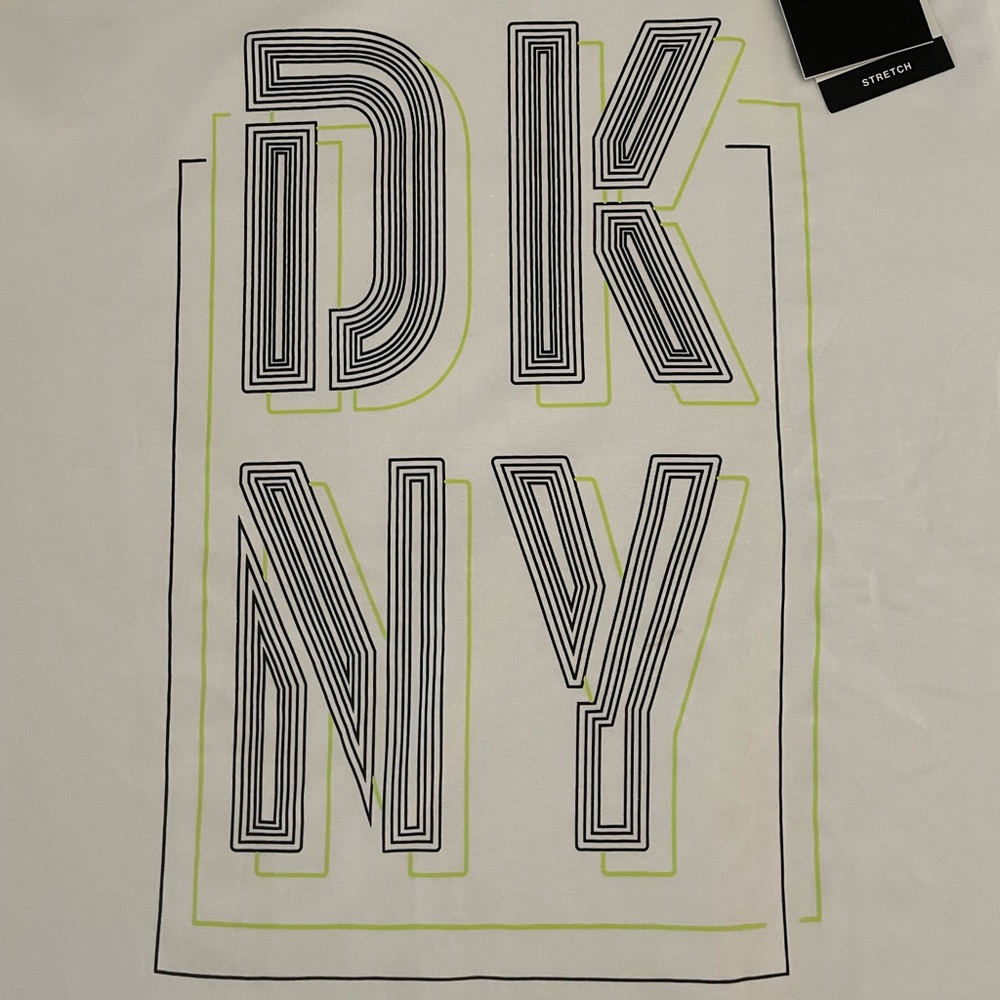 DKNY Mens t shirt. - Picture 5 of 5